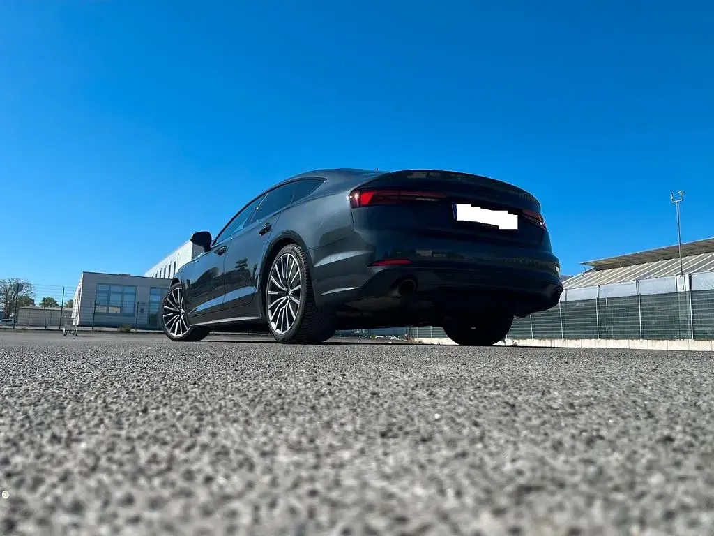 Gebraucht Audi A5 Sportback Ambiente 190 PS (139 kW) 2018 Grau Kleinwagen