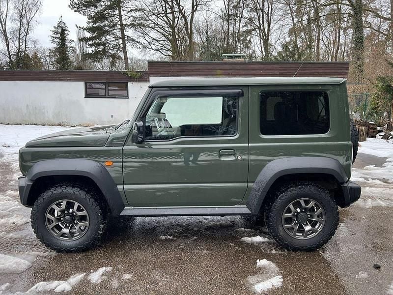 Gebraucht Suzuki Jimny Comfort+ 102 PS (75 kW) 2019 Schwarz SUV