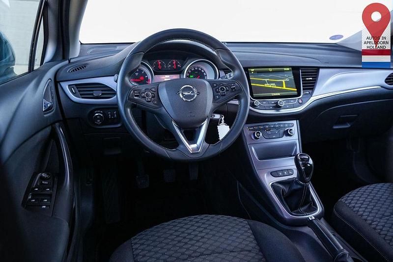 Gebraucht Opel Astra Edition 105 PS (77 kW) 2016 Grau Kombi