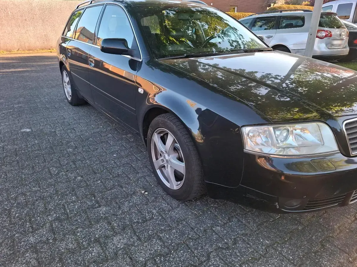 Usata Audi A6 160 CV (117 kW) 2004 Nero Station wagon