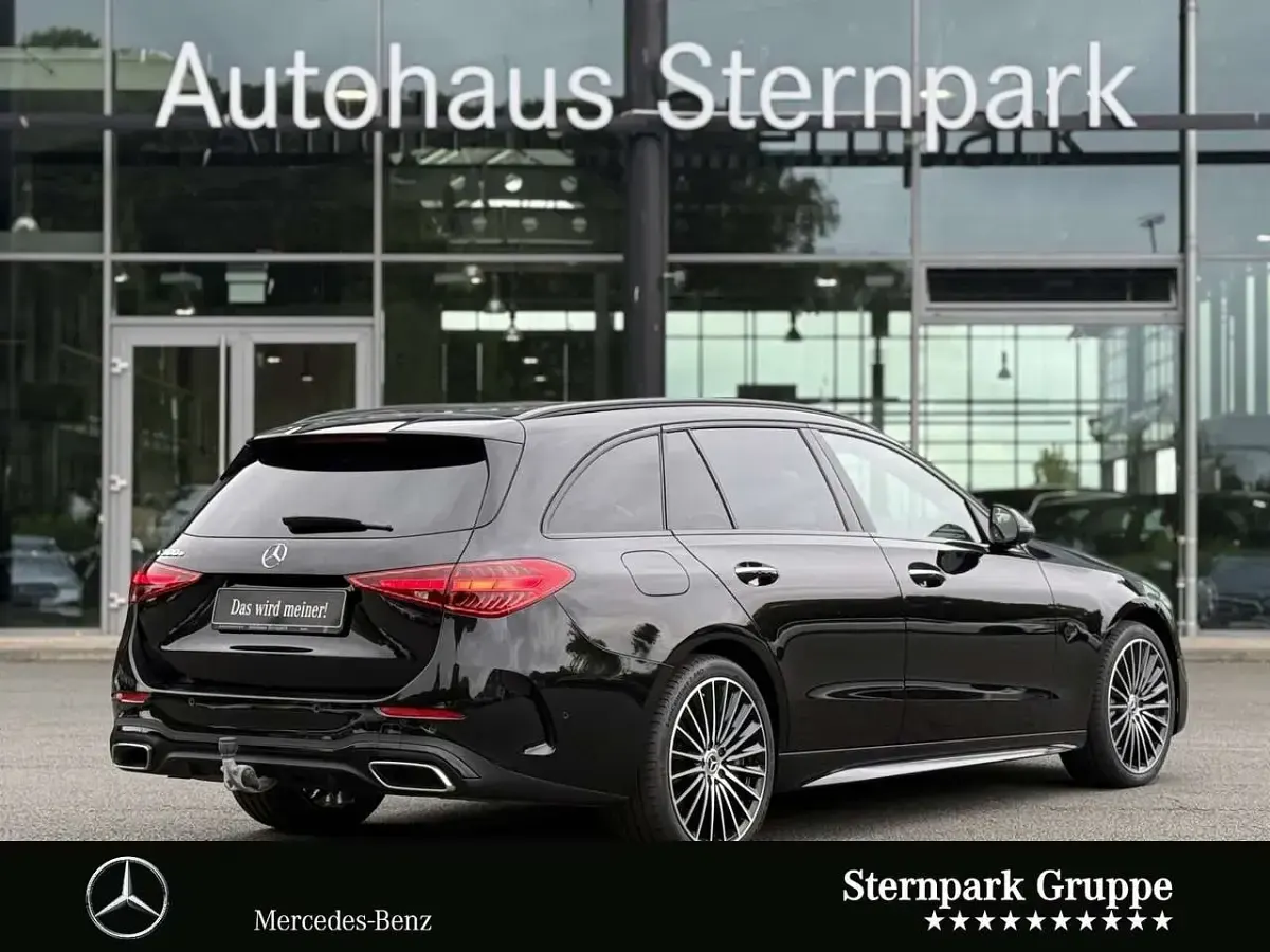 Gebraucht Mercedes C300e Premium 204 PS (150 kW) 2025 Lack obsidianschwarz Kombi