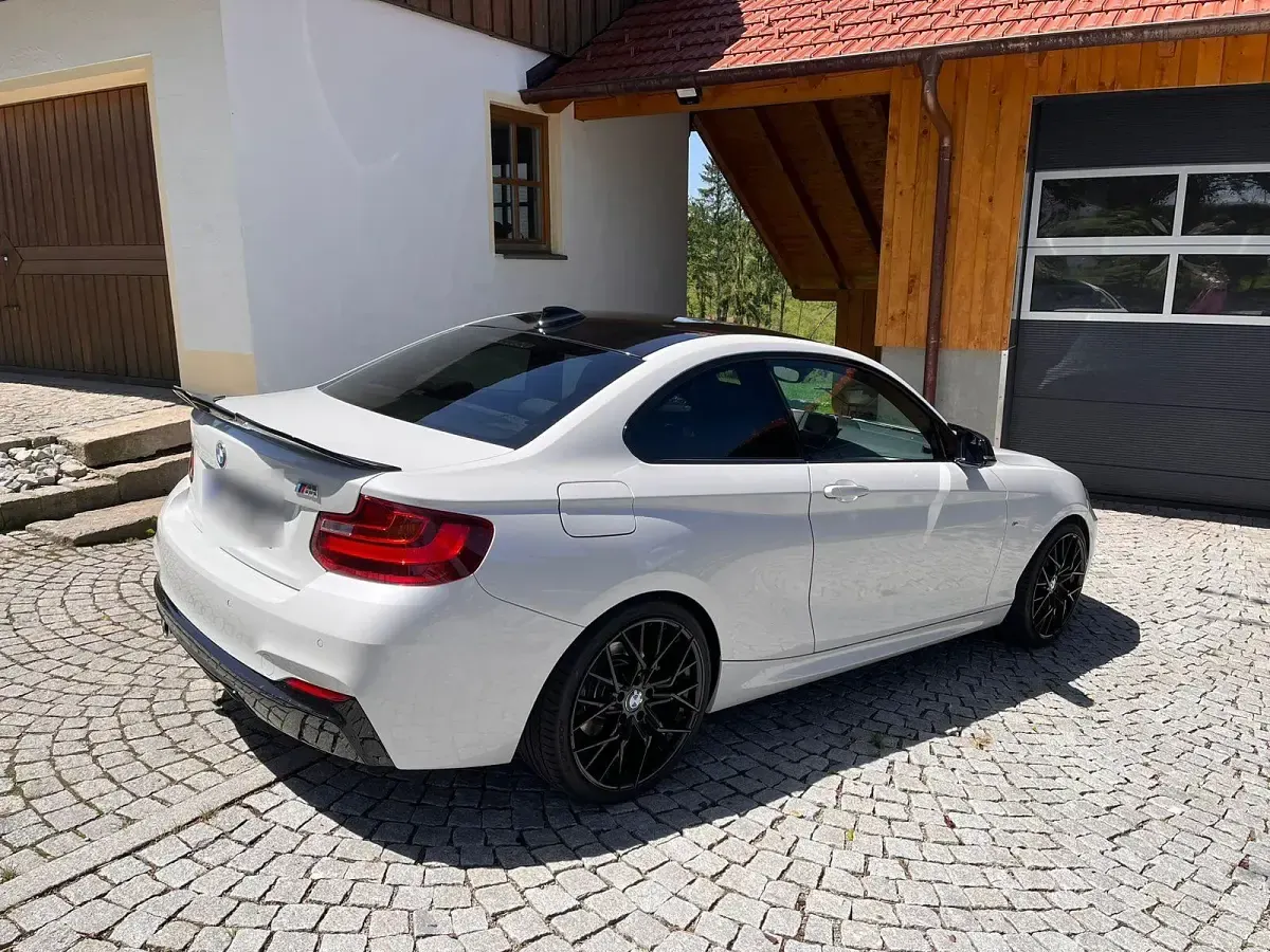 Gebraucht BMW 220 M Sport 190 PS (139 kW) 2015 Weiß Coupé