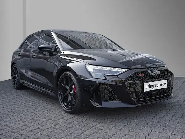 Gebraucht Audi RS3 Sportback Comfort 400 PS (294 kW) 2026 Mythosschwarz metallic Kleinwagen