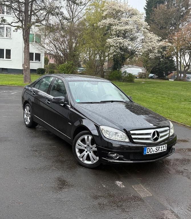 Gebraucht Mercedes C220 170 PS (125 kW) 2011 Schwarz Limousine