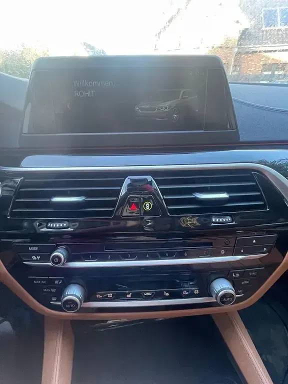 Gebraucht BMW 525 231 PS (169 kW) 2018 Blau Kombi