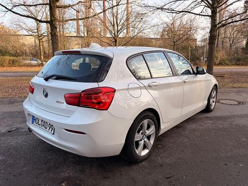 Gebraucht BMW 116 Efficient Dynamics 116 PS (85 kW) 2015 Weiß Kleinwagen