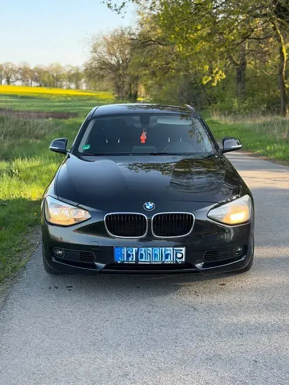 Gebraucht BMW 120 184 PS (135 kW) 2013 Schwarz Kleinwagen