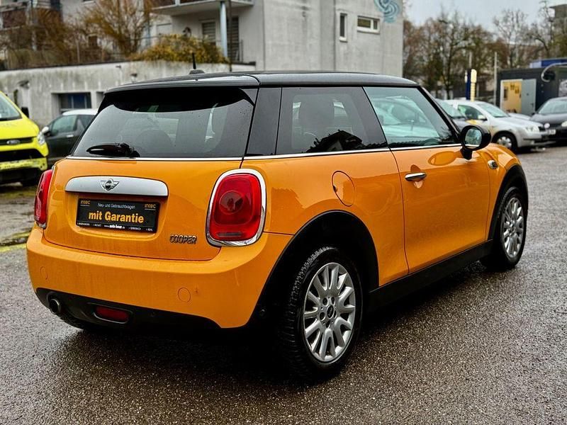 Gebraucht Mini Cooper 136 PS (100 kW) 2015 Orange Kleinwagen