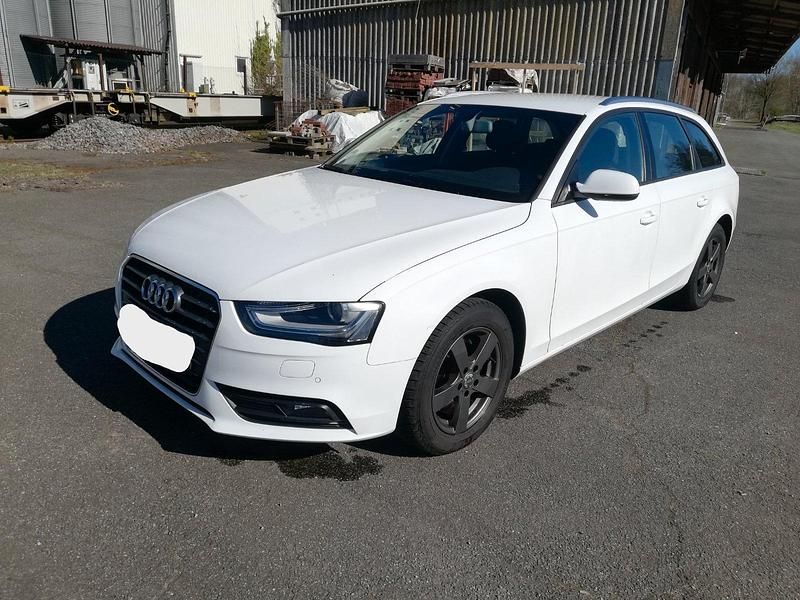 Second-hand Audi A4 142 CP (104 kW) 2013 Alb Break