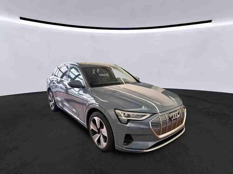 Gebraucht Audi e-tron Sport 300 kW (408 PS) 2022 Individuallackierungen audi exclusive SUV