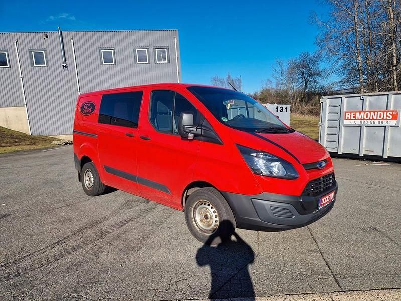 Gebraucht Ford Transit Custom 101 PS (74 kW) 2013 Rot Van / Kleinbus