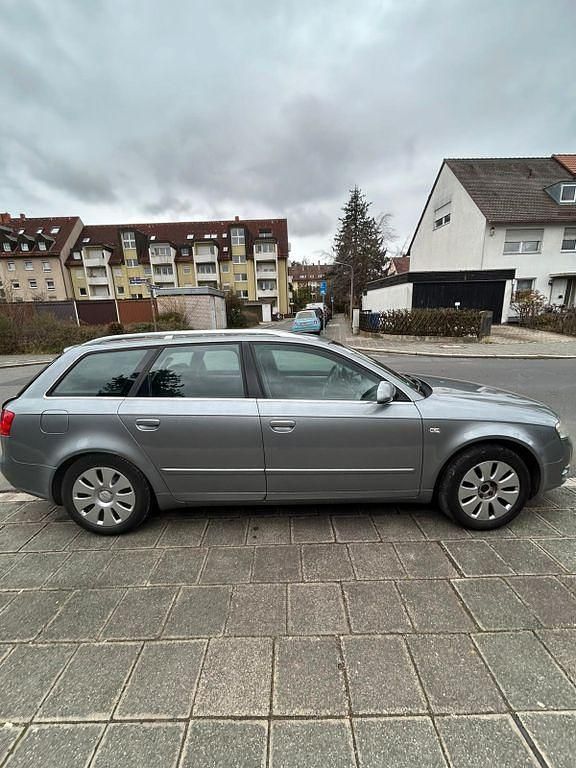 Gebraucht Audi A4 140 PS (102 kW) 2005 Grau Kombi