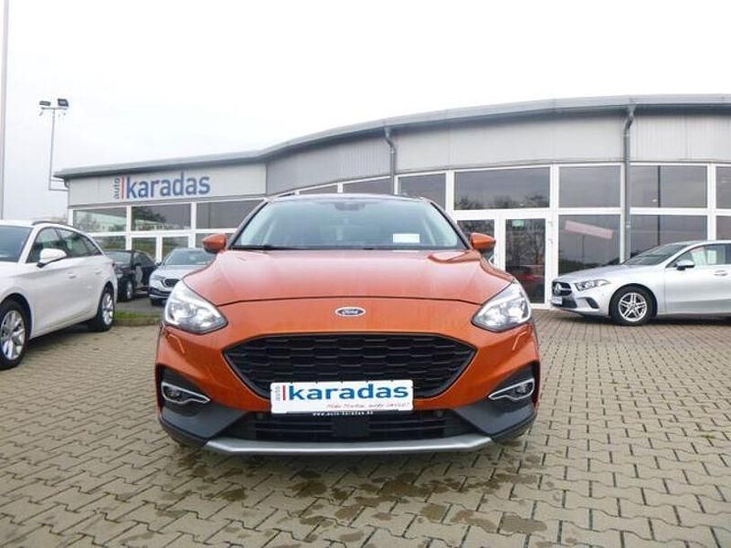 Usata Ford Focus Active 150 CV (110 kW) 2019 Arancione Berlina