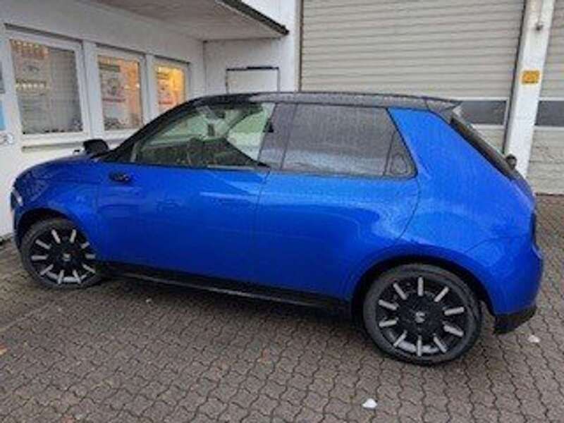 Silber Gebraucht 2020 Honda e Advance Kleinwagen | 19.000 € (Fairer Preis) - Bild 1/1