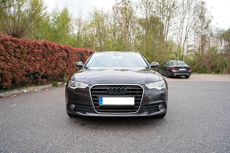Gebraucht Audi A6 Ambiente 177 PS (130 kW) 2013 Grau Kombi