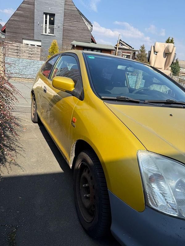 Gebraucht Honda Civic 110 PS (80 kW) 2003 Gelb Coupé