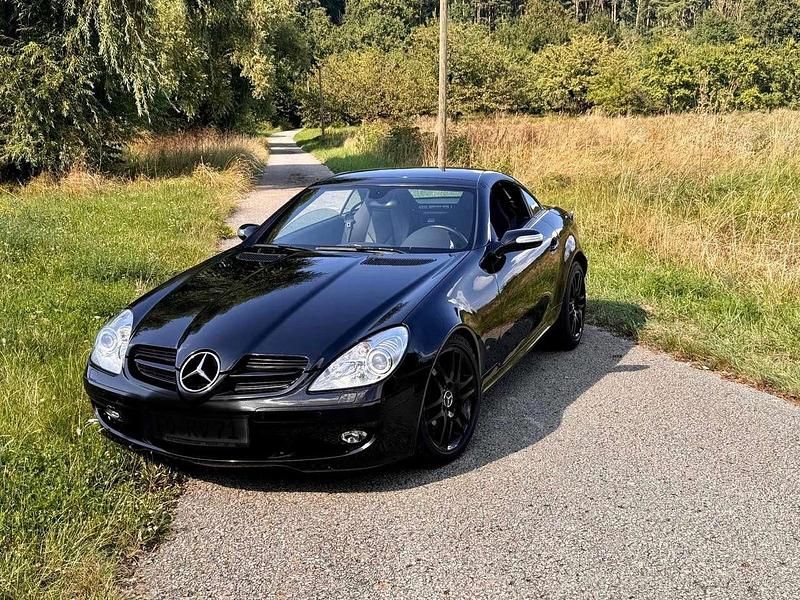 Schwarz Gebraucht 2006 Mercedes SLK200 Cabrio | 9.999 € (Fairer Preis) - Bild 1/4