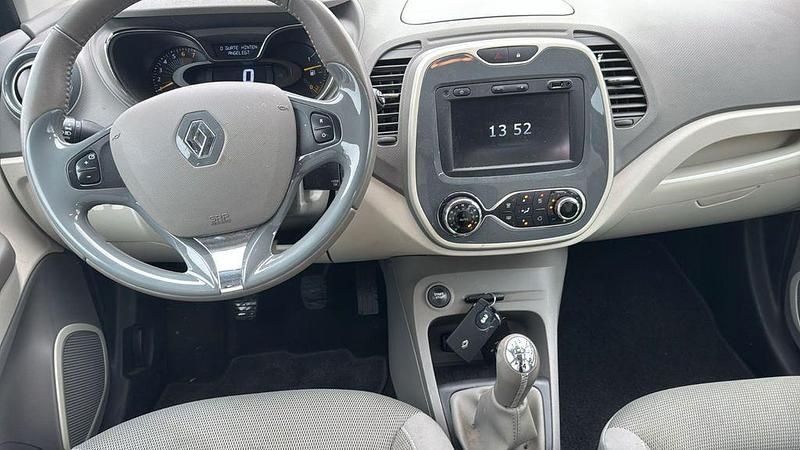 Gebraucht Renault Captur Dynamique 90 PS (66 kW) 2014 Blau SUV