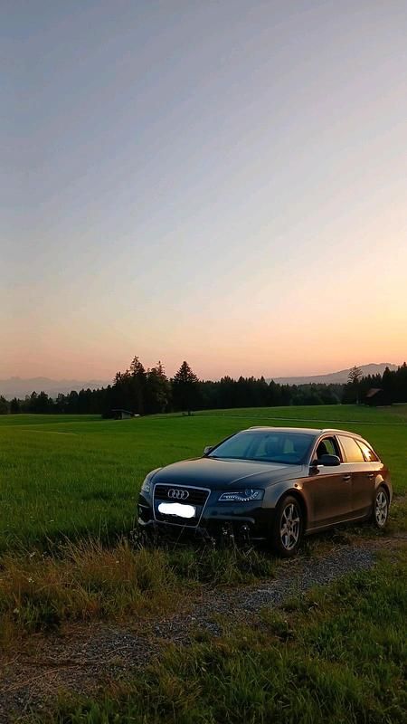 Gebraucht Audi A4 120 PS (88 kW) 2009 Schwarz Kombi