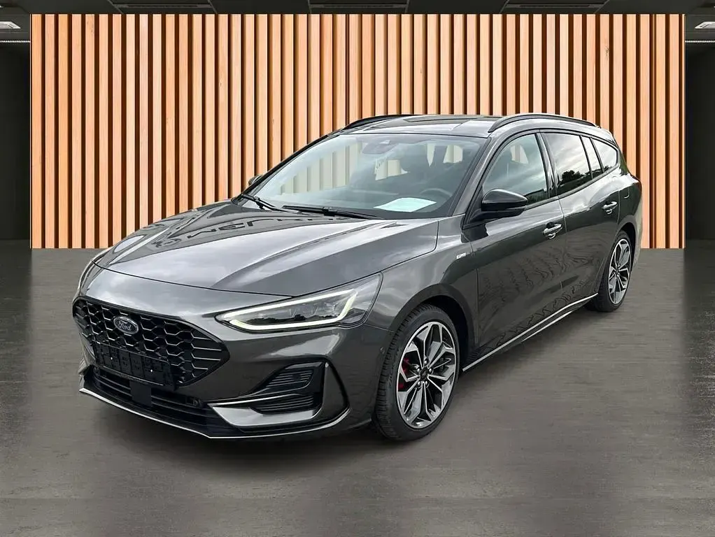 Gebraucht Ford Focus ST-Line X 155 PS (114 kW) 2025 Grau Kombi