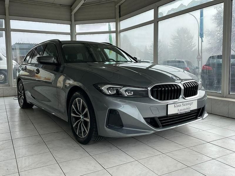 Grau Gebraucht 2022 BMW 320e Kombi | 25.850 € (Guter Preis) - Bild 1/4