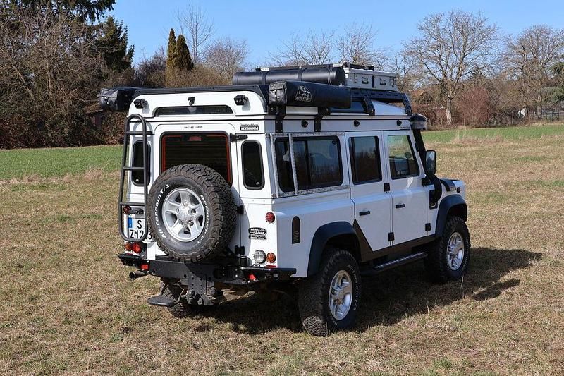 Gebraucht Land Rover Defender 122 PS (89 kW) 2013 Weiß SUV