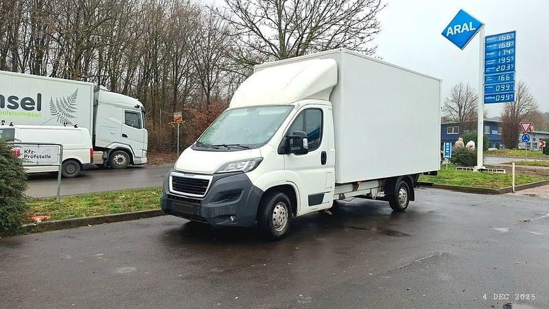 Gebraucht Peugeot Boxer 131 PS (96 kW) 2016 Weiß Van