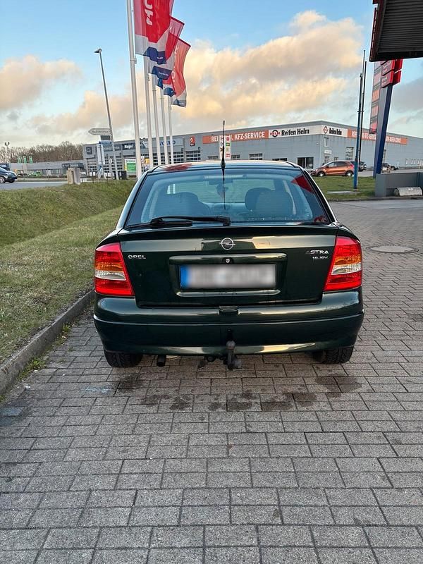 Gebraucht Opel Astra 125 PS (91 kW) 2003 Grün Kleinwagen
