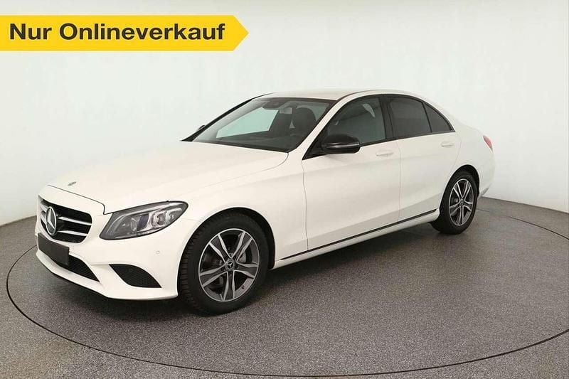 Weiß Gebraucht 2019 Mercedes C180 Avantgarde Limousine | 23.860 € (Superpreis) - Bild 1/3