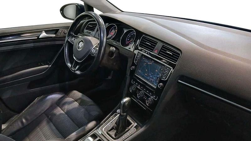 Gebraucht VW Golf VII Highline 150 PS (110 kW) 2015 Blau Kombi