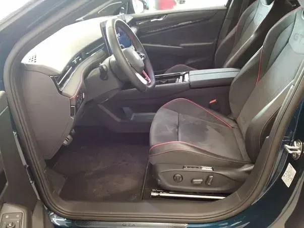 Gebraucht VW ID.7 GTX 250 kW (340 PS) 2025 Blau Kombi