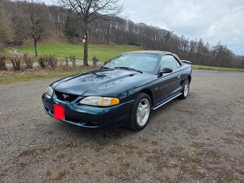 Second-hand Ford Mustang 228 CP (167 kW) 1994 Verde Cabrio
