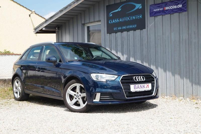 Blau Gebraucht 2017 Audi A3 Sportback Sport Limousine | 15.400 € (Fairer Preis) - Bild 1/4