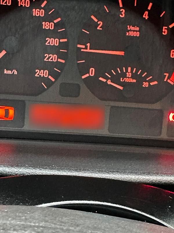 Gebraucht BMW 320 150 PS (110 kW) 1998 Limousine