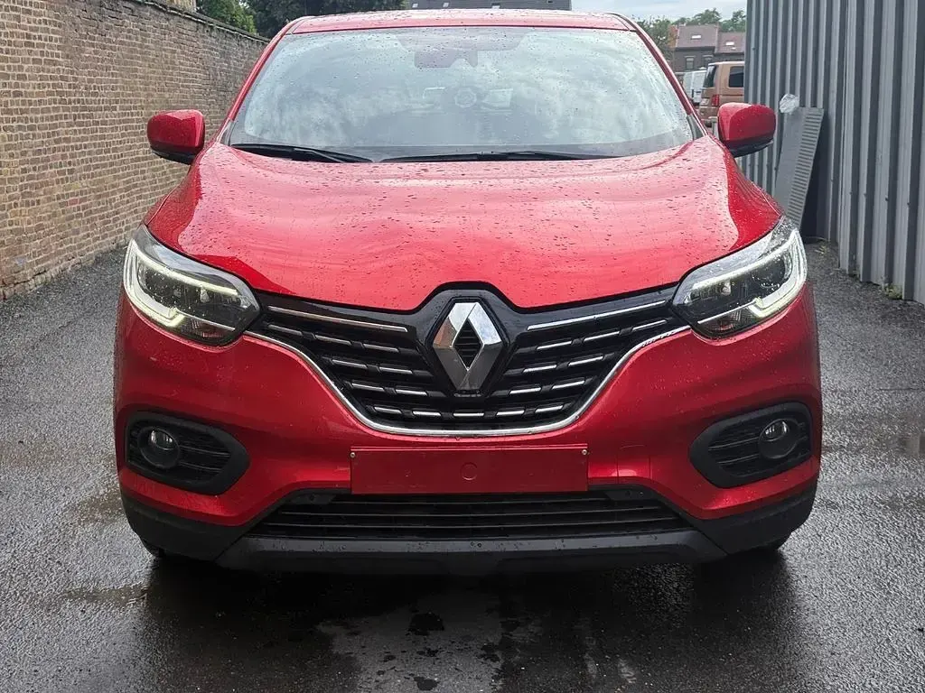Gebraucht Renault Kadjar Intens 116 PS (85 kW) 2021 Rot SUV