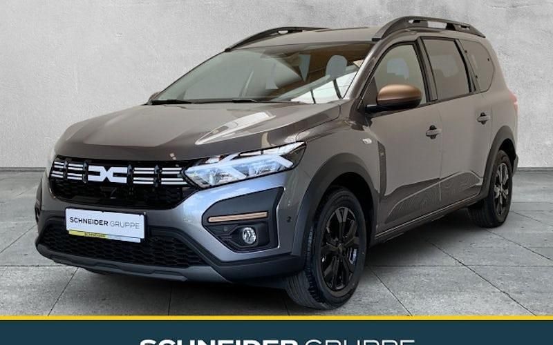 Grau Neu 2025 Dacia Jogger Extreme Kombi | 25.330 € (Etwas zu teuer) - Bild 1/4
