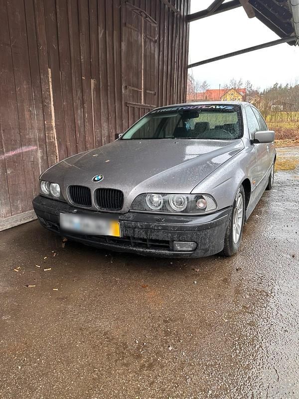 Gebraucht BMW 523 M Sport 170 PS (125 kW) 1997 Silber Limousine