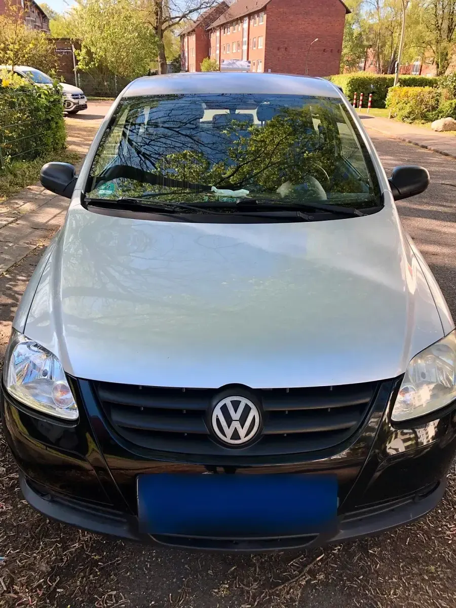 Używany VW Fox 55 KM (40 kW) 2007 Szary Hatchback