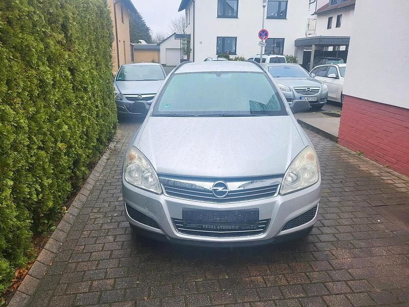 Gebraucht Opel Astra 90 PS (66 kW) 2007 Silber Kombi