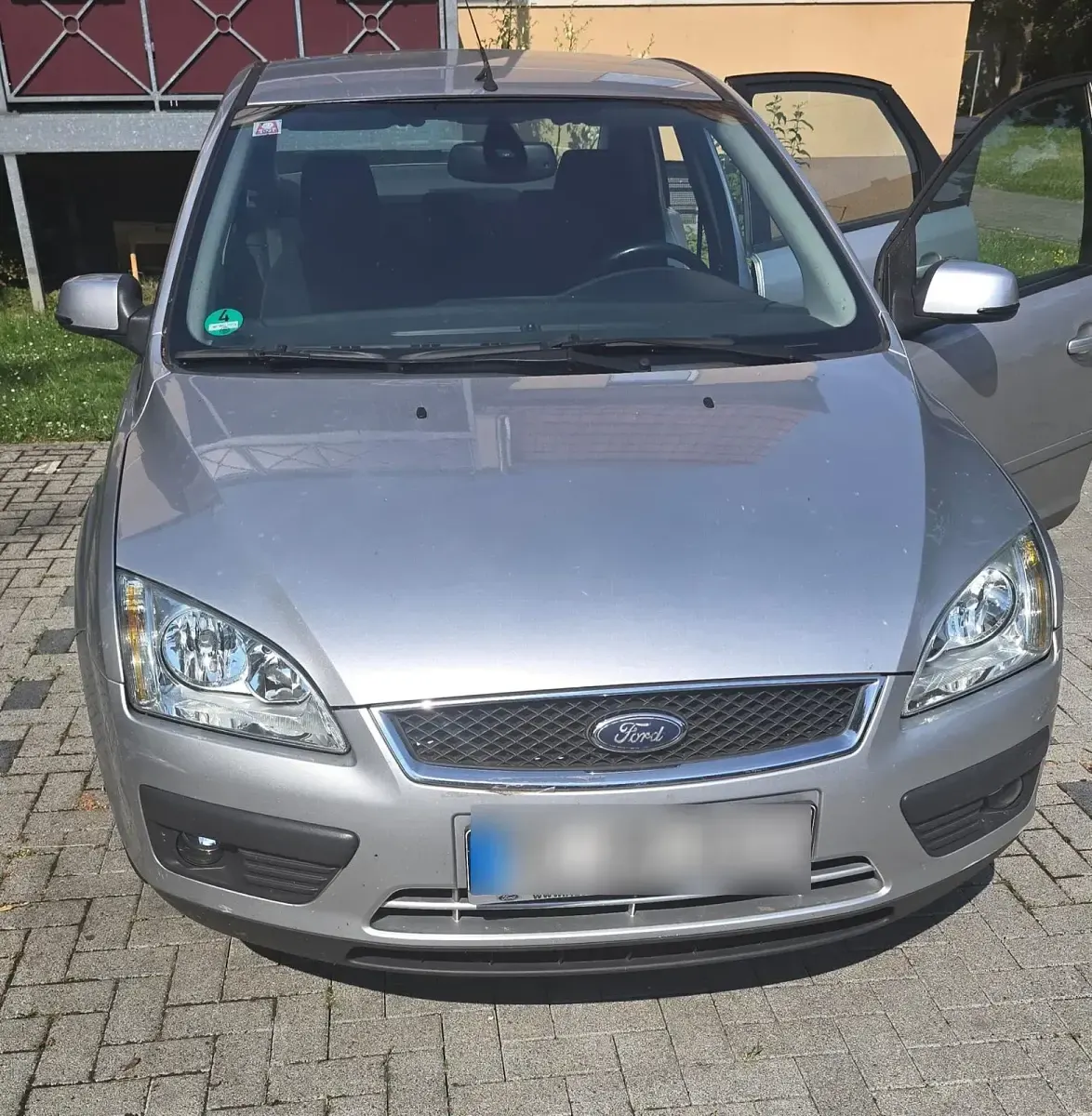 Gebraucht Ford Focus 116 PS (85 kW) 2006 Silber Limousine