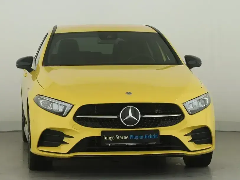 Gebraucht Mercedes A250 AMG 218 PS (160 kW) 2020 Unilack sonnengelb Limousine