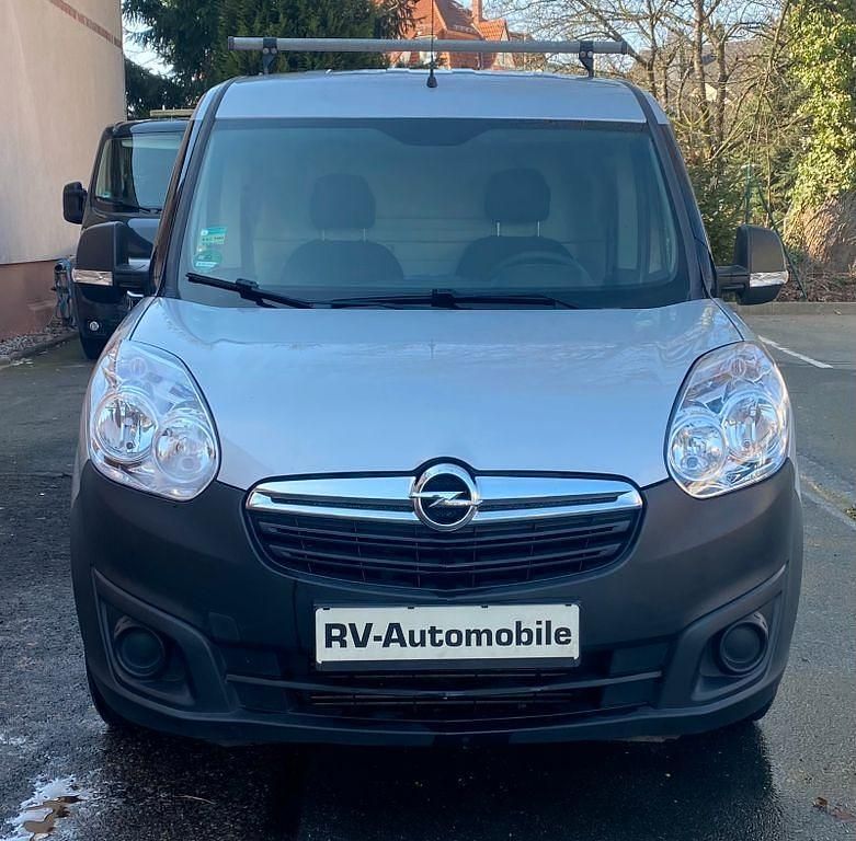 Gebraucht Opel Combo 95 PS (69 kW) 2016 Silber Van / Kleinbus