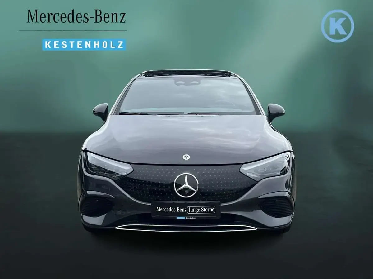Gebraucht Mercedes EQE300 Electric Art 194 kW (265 PS) 2025 Graphitgrau Limousine