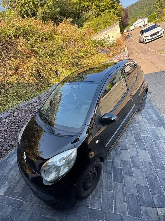 Gebraucht Citroën C1 68 PS (50 kW) 2008 Schwarz Kleinwagen