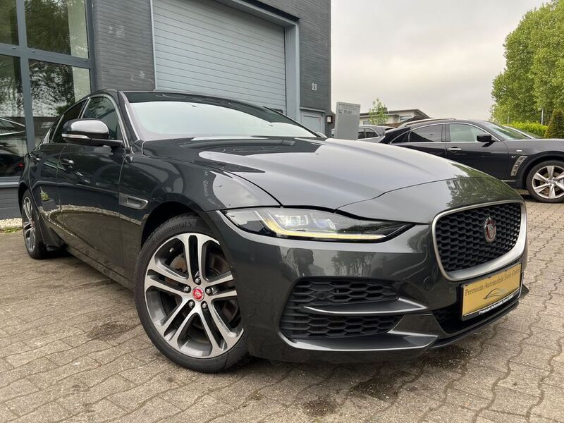 Gebraucht Jaguar XE SE 250 PS (183 kW) 2020 Grau Limousine