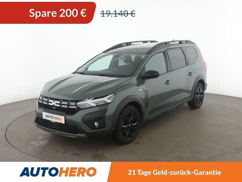 Grün Gebraucht 2023 Dacia Jogger Extreme Van / Kleinbus | 18.940 € (Fairer Preis) - Bild 1/3