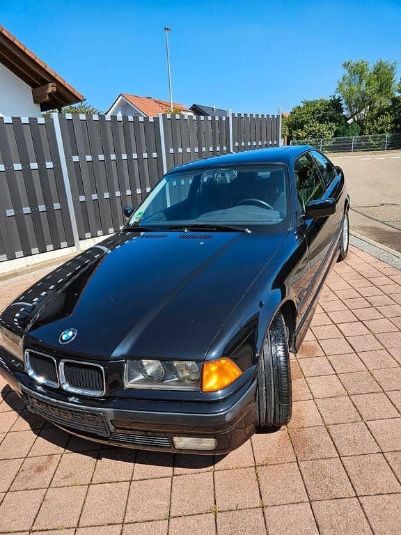 Schwarz Gebraucht 1995 BMW 328 Coupé | 17.600 € - Bild 1/4