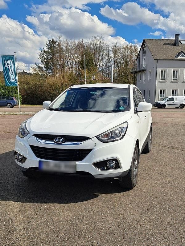 Gebraucht Hyundai ix35 116 PS (85 kW) 2015 Weiß SUV
