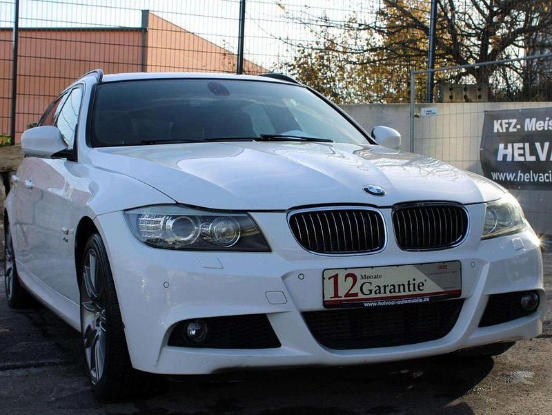 Gebraucht BMW 320 Sport Line 184 PS (135 kW) 2012 Weiß Limousine