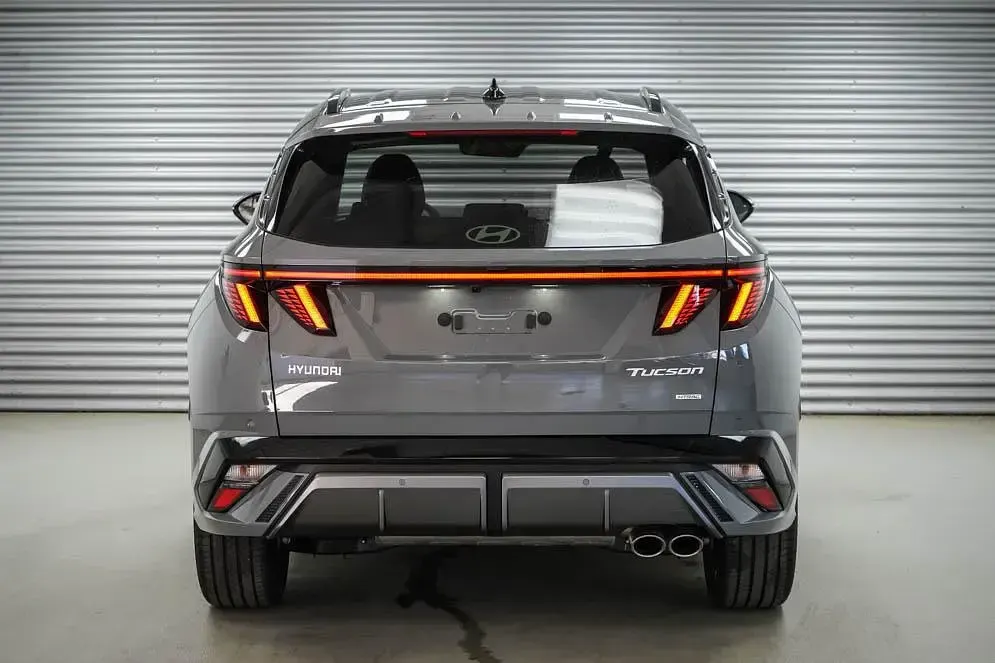 Neu Hyundai Tucson N Line 179 PS (131 kW) 2026 Shadow grey uni (tkg) SUV